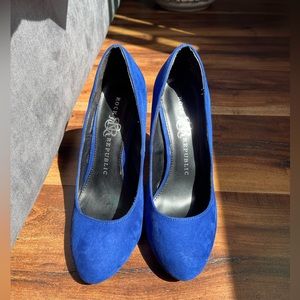 Rock & Republic Blue Heels